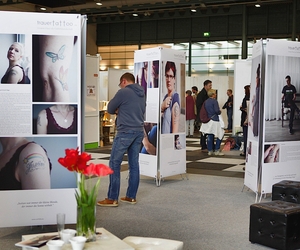 Hospiz-Verein Gladbeck zeigt Ausstellung „Trauertattoo – Unsere Haut als Gefühlslandschaft“