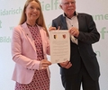 Städtepatenschaft: Stadt Gladbeck und Ortsgemeinde  Dernau unterzeichnen Urkunde