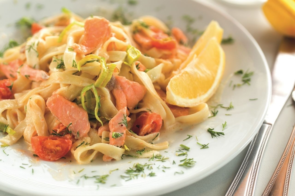 Ein Rezept für Spaghetti mit Lachs.