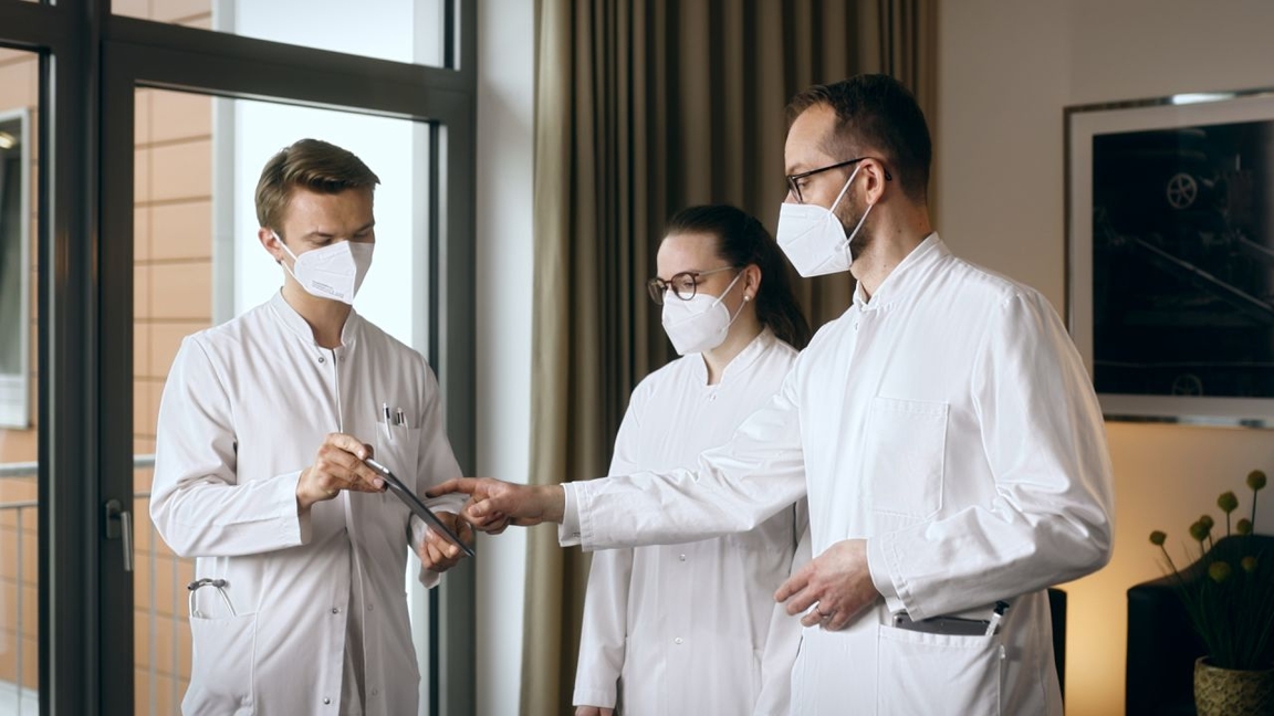 Teambesprechung in der Neurologie