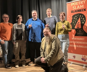 Premiere des CaféSATZ Poetry Slams in Gladbeck