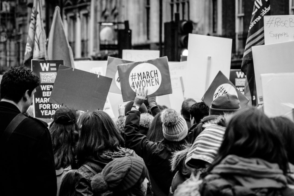 Equal Pay Day 2021: Für gleiche Löhne für Frauen und Männer weltweit.