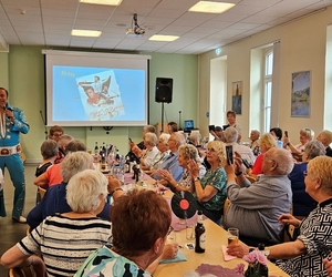 „Elvis"  rockt das  Fritz-Lange-Haus