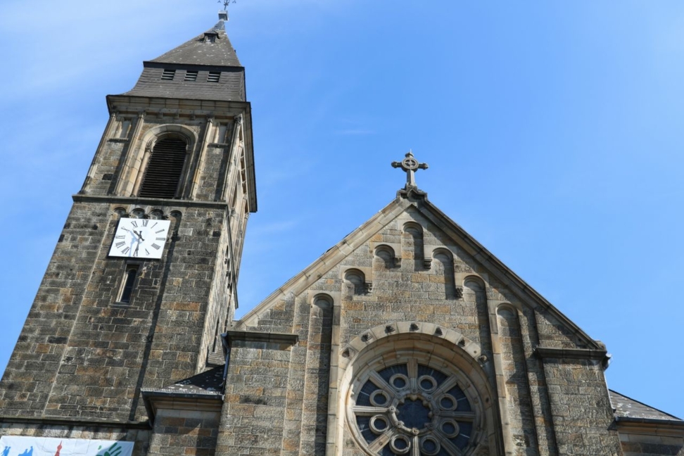 Gottesdienste zu Ostern 2021 in der katholischen und evangelischen Kirche Schermbeck.
