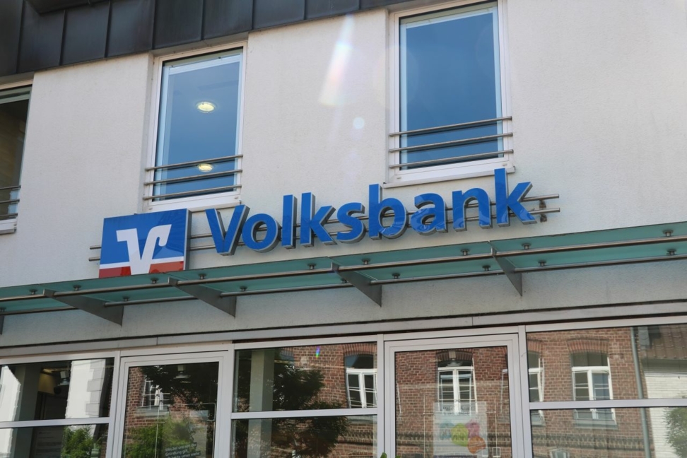 Filiale der Volksbank Schermbeck an der Mittelstraße.