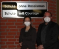 Das Gymnasium Petrinum setzt sich aktiv gegen Rassismus, Diskriminierung und Ausgrenzung ein und hat jetzt den Titel Schule ohne Rassismus verliehen bekommen.