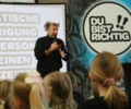 KiKa-Star Tom Lehel zu Gast in Grafenwälder Grundschule