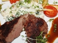 Rezept des Monats  - Rehrückenfilet mit Rahmwirsing und Schupfnudeln