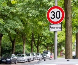 Stadt weist zwei neue Tempo-30-Bereiche aus