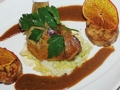 Rezept des Monats  - Entenkeule mit Orangensoße auf Rahmwirsing