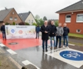 Bezirksbürgermeister Hendrik Dierichs, Verkehrsplaner Reimund Keysberg, Baudezernent Klaus Müller, SPD-Ratsherr Oliver Altenhoff, Tiefbauamtsleiter Steffen Jonek und Dino Rühlemann (Straßenverkehrsamt) eröffneten die Fahrradstraße.