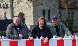 Nach langem Warten: Kirchhellener Wappenbaum wird feierlich aufgestellt