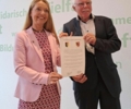 Städtepatenschaft: Stadt Gladbeck und Ortsgemeinde  Dernau unterzeichnen Urkunde