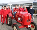 Traktor Oldtimer erstrahlt in neuem Glanz