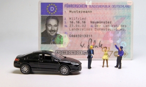 Reisezeit: Ausweisdokumente frühzeitig prüfen