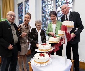 Bürgermeisterin Bettina Weist gratuliert Ehejubilaren