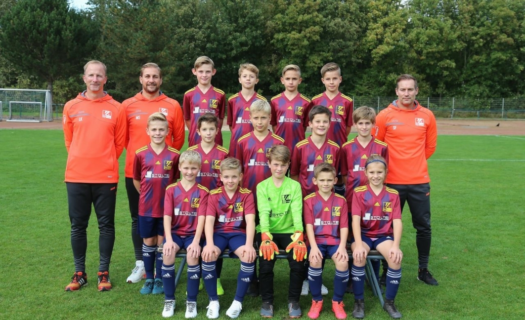 Die Jugendmannschaft des VfB Kirchhellen hält sich über Videokonferenzen zuhause fit