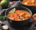 Leckere italienische Minestrone mit viel Gemüse und Genusspotenzial für die kalten Wintertage.