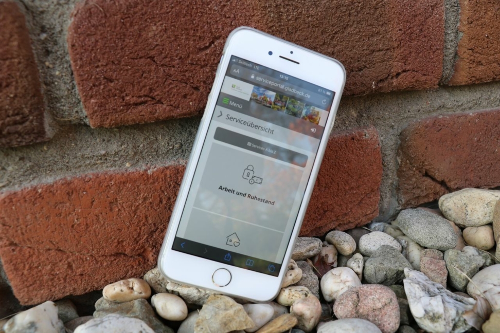 Auf dem neuen Serviceportal für Gladbeck gibt es bald alle Informationen rund um die Stadt gebündelt aufs Smartphone