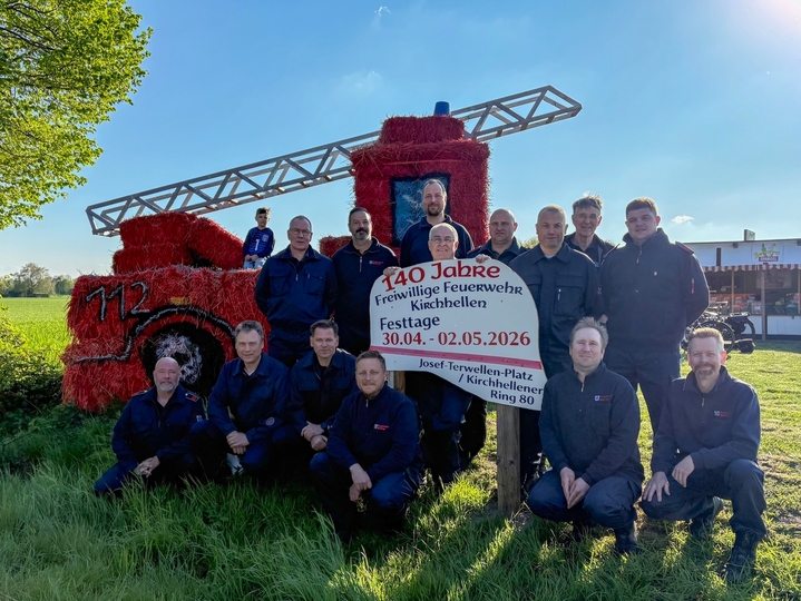 140 Jahre Freiwillige Feuerwehr: Festzelt, Blaulicht und Oldtimer