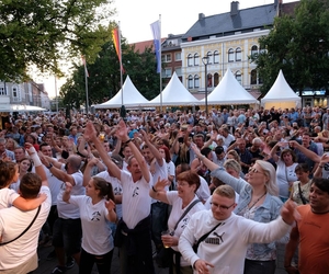 Umsonst und Draußen: Auf gute Freundschaft – 60 Jahre durch die Musikgeschichte