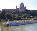 Von Passau über Budapest nach Wien